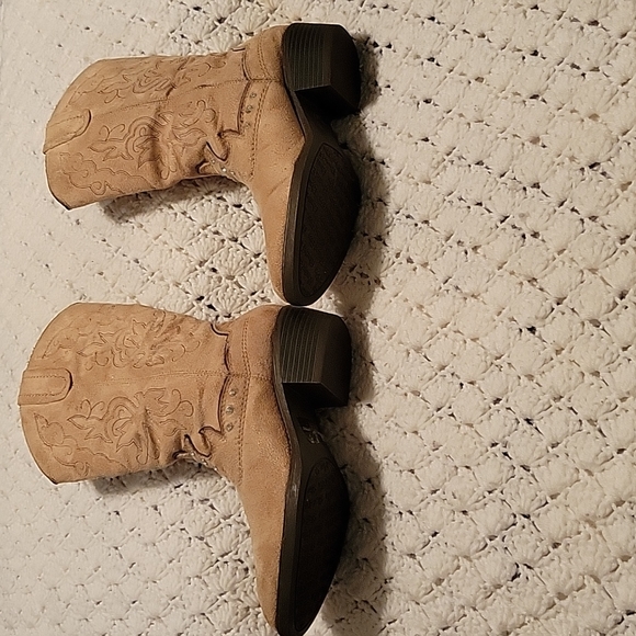 Limited Too sold by Justice Tan Suede Cowboy Boot 🤠 - Picture 2 of 9
